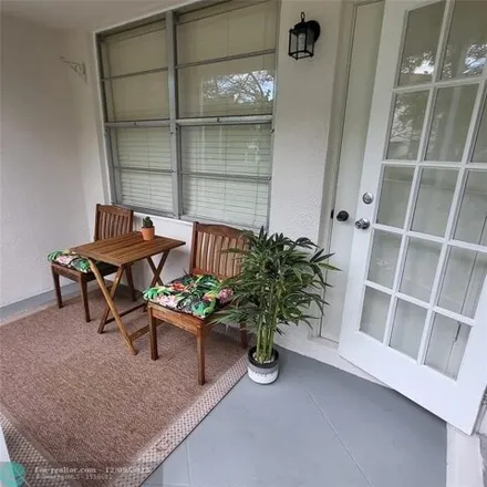 Image 1 - 1915 Coral Heights Boulevard, Coral Heights, Broward County, FL 33308, USA - Condo for rent
