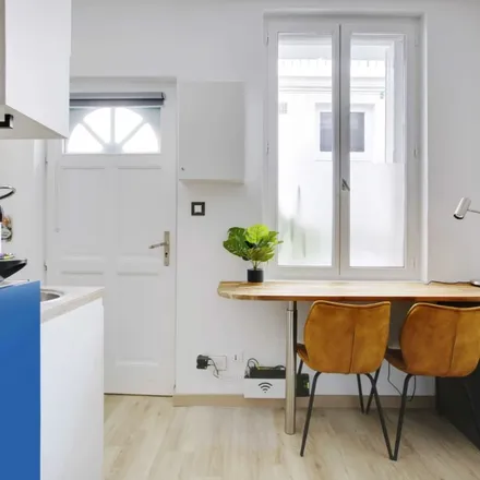 Rent this 1 bed apartment on 41 Rue de la Rochefoucauld in 92100 Boulogne-Billancourt, France