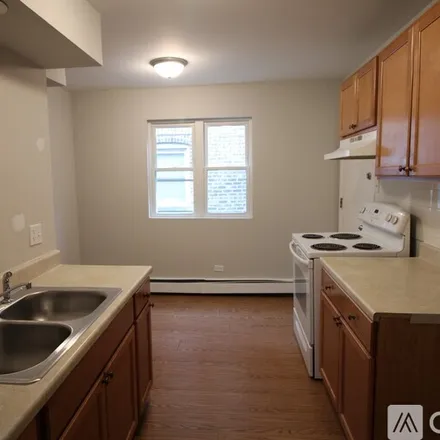 Rent this 3 bed apartment on 1642 W Morse Ave
