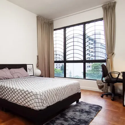 Rent this 1 bed room on Dover Close East in Singapore 131012, Singapore