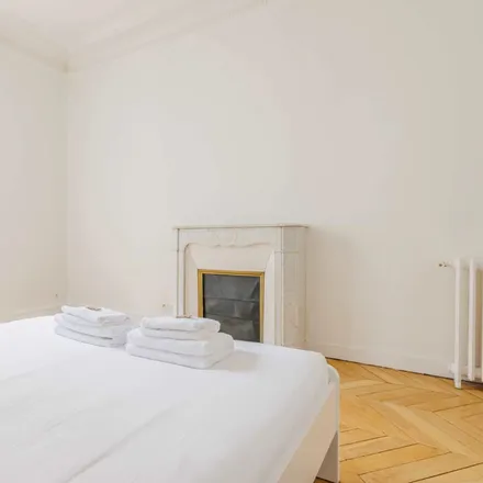 Image 9 - 45 Rue Rennequin, 75017 Paris, France - Apartment for rent