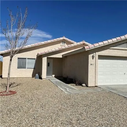 Buy this 3 bed house on 2819 Walapai Avenue in Kingman, AZ 86401