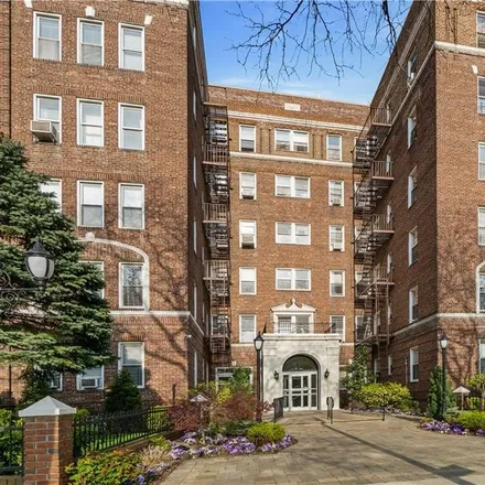 Buy this 2 bed condo on 770 Ocean Parkway in New York, NY 11230