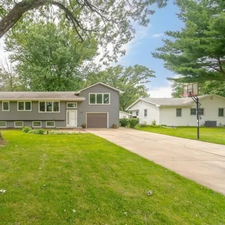 Buy this 4 bed house on 620 Baker Dr in Cedar Falls, Iowa