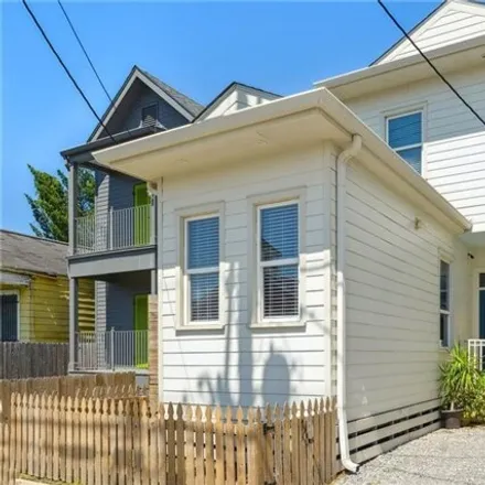 Buy this 3 bed house on 8613 Hickory Street in New Orleans, LA 70118
