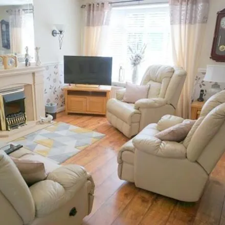 Image 5 - Montgomery Way, Liverpool, L6 5JU, United Kingdom - Townhouse for sale