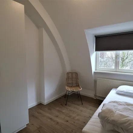 Rent this 3 bed apartment on Bourgogneplein 33A in 6221 CZ Maastricht, Netherlands