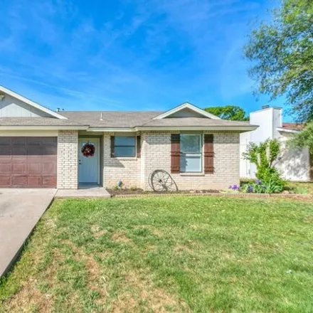 Buy this 4 bed house on 2721 Regent Boulevard in San Angelo, TX 76905