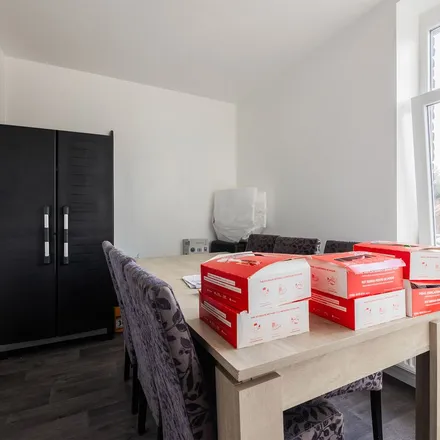 Rent this 2 bed apartment on Avenue Paul Pastur 333 in 6032 Charleroi, Belgium