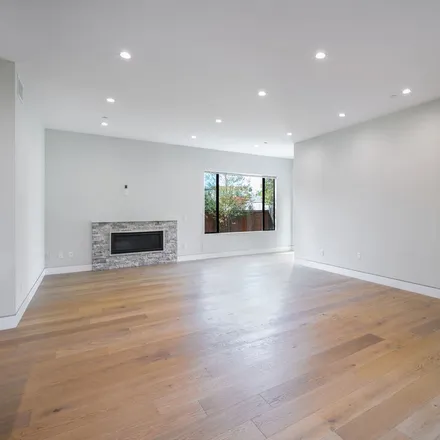 Image 6 - McConnell Boulevard, Los Angeles, CA 90066, USA - House for rent