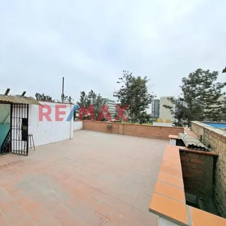Buy this 7 bed house on Calle Los Electricistas in La Molina, Lima Metropolitan Area 15012