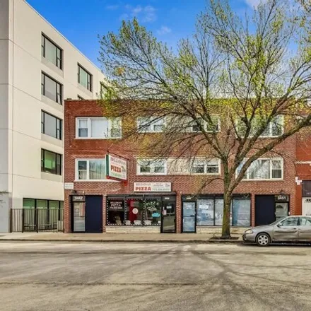 Buy this 2 bed condo on West Montrose Avenue in Chicago, IL 60625