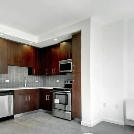 Image 8 - 272 Manhattan Avenue, New York, NY 10026, USA - Apartment for rent