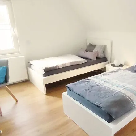 Rent this 2 bed apartment on 61137 Schöneck