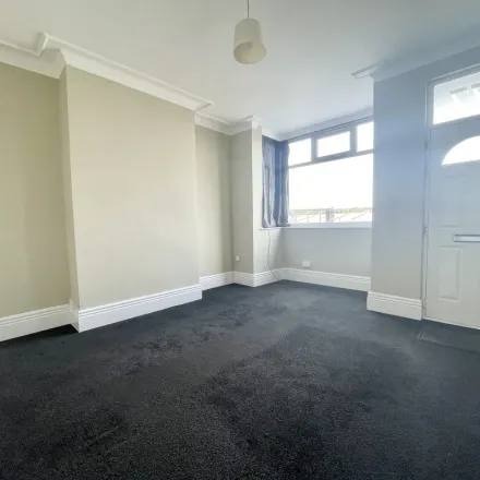 Image 4 - 211, 213 Chesterfield Road, Sheffield, S8 9FA, United Kingdom - Apartment for rent