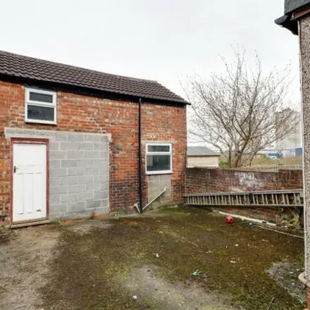 Image 2 - Normanby Road, Scunthorpe, DN15 6AJ, United Kingdom - Duplex for sale