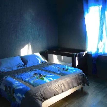 Rent this 3 bed house on 42131 La Valla-en-Gier