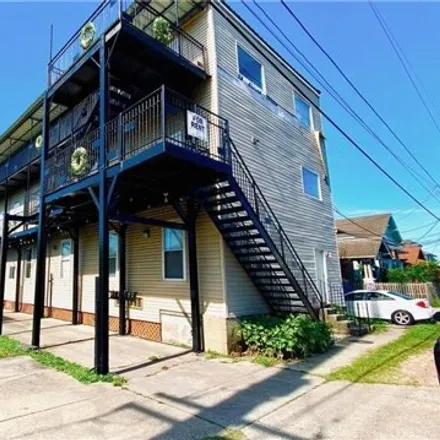 Rent this 4 bed apartment on 1645 North Roman Street in New Orleans, LA 70117