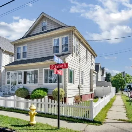 Buy this 4 bed house on 14 Walnut Street in Bloomfield, NJ 07003