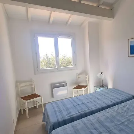 Rent this 2 bed house on La Croix Valmer - Plage du Débarquement in Boulevard de Saint-Raphaël, 83420 La Croix-Valmer