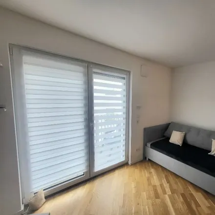 Rent this 2 bed apartment on Heidelberger Landstraße 264 in 64297 Eberstadt, Germany