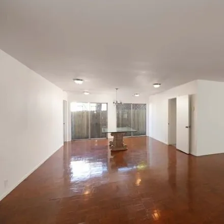 Image 4 - 394 Westbourne Drive, West Hollywood, CA 90048, USA - House for rent