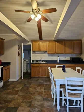 Image 4 - 7425 Lakewood Road, Huronia Heights, Worth Township, MI 48450, USA - House for sale