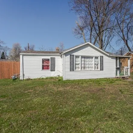 Buy this 3 bed house on 5863 Steffens Avenue in Toledo, OH 43623