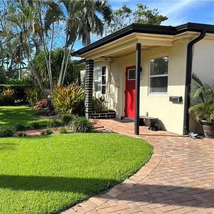 Rent this 4 bed house on 991 7th Avenue North in Naples, FL 34102