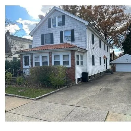 Buy this 4 bed house on 20 Shafter Avenue in Albertson, NY 11507