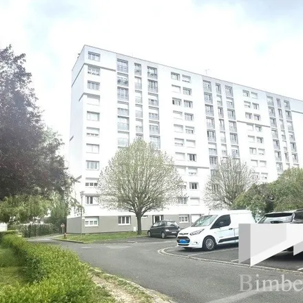 Image 8 - 2 Place de l'Indien, 45100 Orléans, France - Apartment for rent