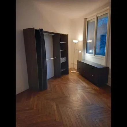 Image 4 - 2 Place Sathonay, 69001 Lyon, France - Apartment for rent