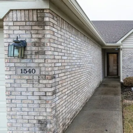 Image 3 - 1544 Stonewall Drive, Greenfield, IN 46140, USA - House for sale