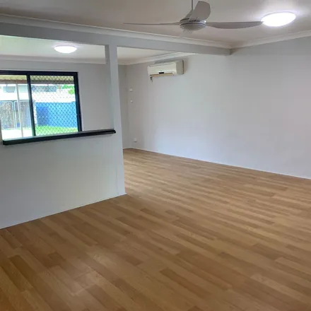 Image 3 - Yamba Road, Yamba NSW 2464, Australia - Apartment for rent