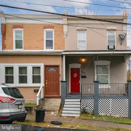 Buy this 3 bed house on 955 Pine Street in Darby, PA 19023
