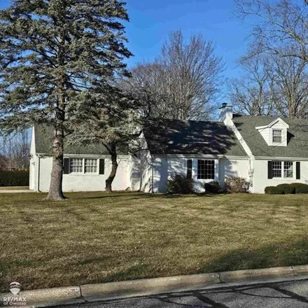 Buy this 3 bed house on 1125 Meadow Drive in Owosso, MI 48867