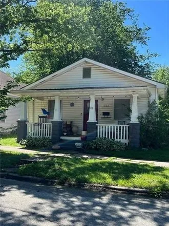 Buy this 2 bed house on 970 North Tucker Street in Pittsburg, KS 66762