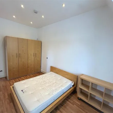 Image 1 - Innkeeper's Lodge, Hagley Road West, Birmingham, B68 0DQ, United Kingdom - Apartment for rent