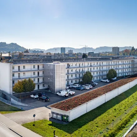Rent this 4 bed apartment on Hardstrasse 1b in 5600 Lenzburg, Switzerland