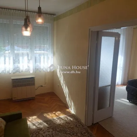 Image 8 - B6, Kaposvár, Berzsenyi Dániel utca 6, 7400, Hungary - Apartment for rent