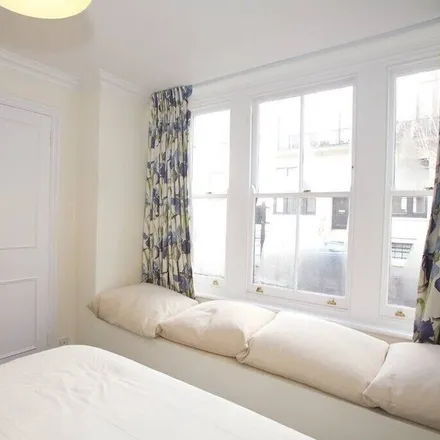 Rent this 2 bed apartment on London in W2 3UF, United Kingdom