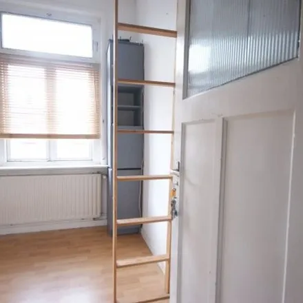 Image 4 - Menno van Coehoornstraat 12, 4811 AV Breda, Netherlands - Apartment for rent