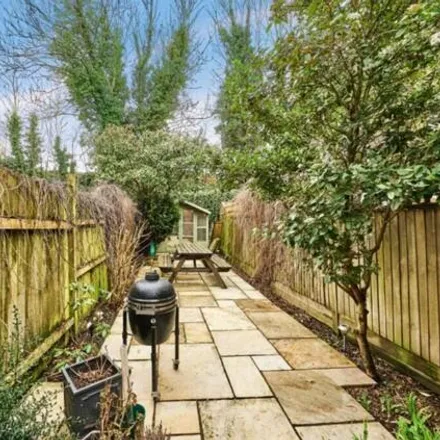 Image 9 - Sheldon Road, London, NW2 3BE, United Kingdom - Townhouse for sale