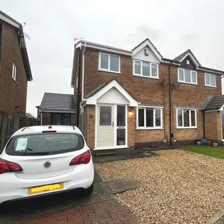 Buy this 4 bed duplex on Askrigg Close in Blackpool, FY4 5RE