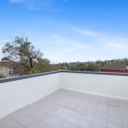 Rent this 3 bed apartment on Alfred Street in Bronte NSW 2024, Australia