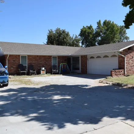 Buy this 3 bed house on 3910 Twilight Avenue in Enid, OK 73703
