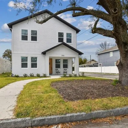 Buy this 4 bed house on 617 West Street in Tampa, FL 33602