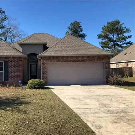 Rent this 3 bed house on 682 Woodburne Loop in Covington, LA 70433