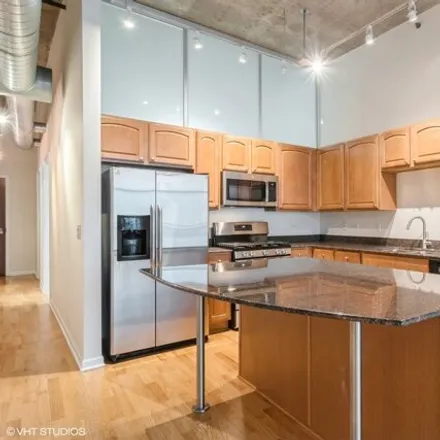 Image 2 - The Lofts at Museum Park 1, 125 East 13th Street, Chicago, IL 60605, USA - Condo for rent