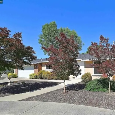 Buy this 3 bed house on 1000 Bellamy Court in Walnut Creek, CA 94597